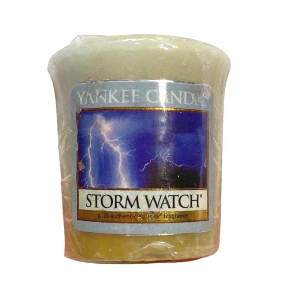 Yankee Candle Storm Watch Sampler Candle Votive Retired Fragrance Sealed